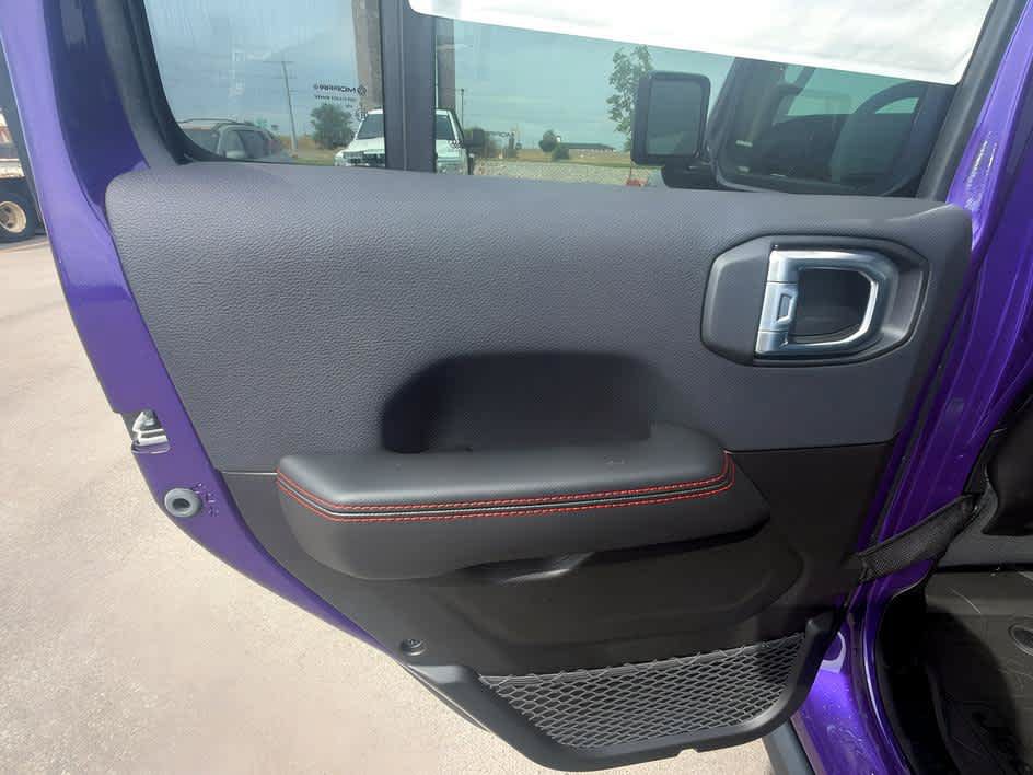New 2026 Jeep Wrangler Unlimited Rubicon AWD/4WD image 18