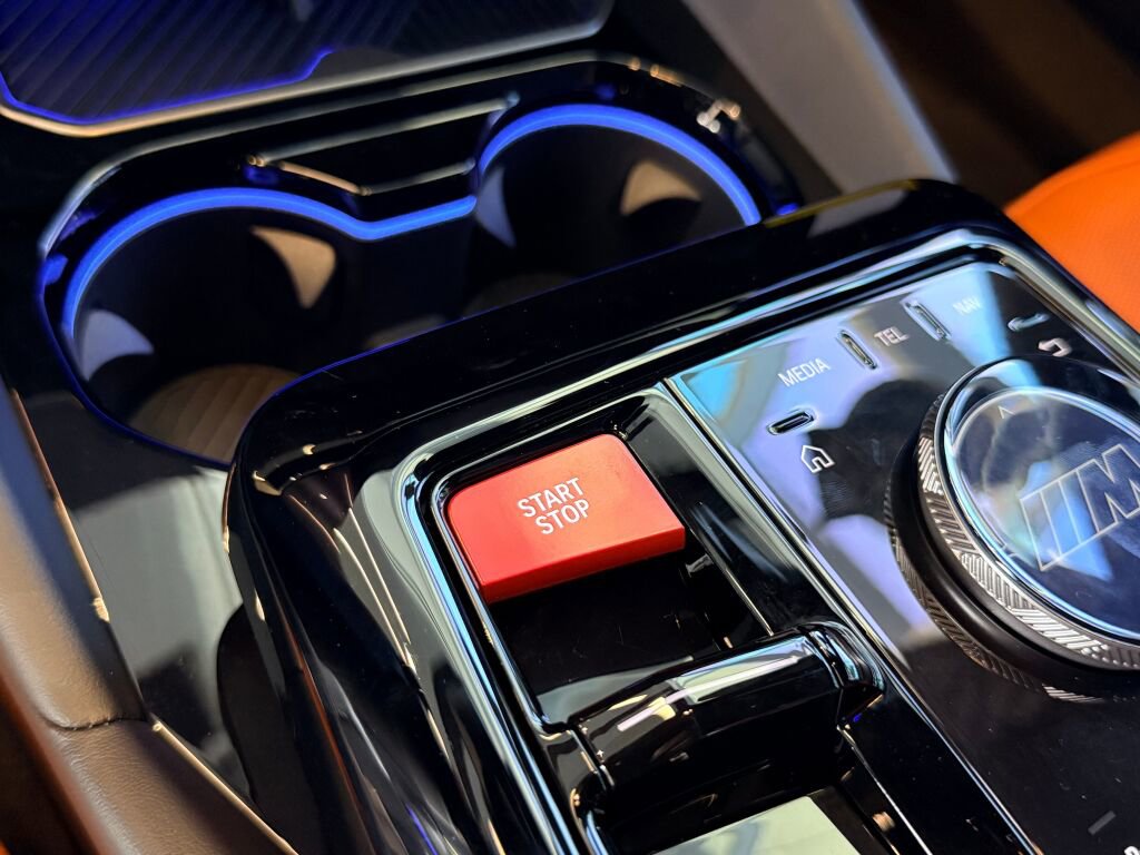 Used 2026 BMW M5 w/ Carbon Package image 12