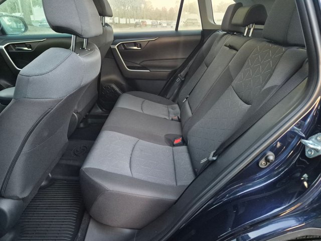 Used 2025 Toyota RAV4 XLE w/ Convenience Package FWD image 9
