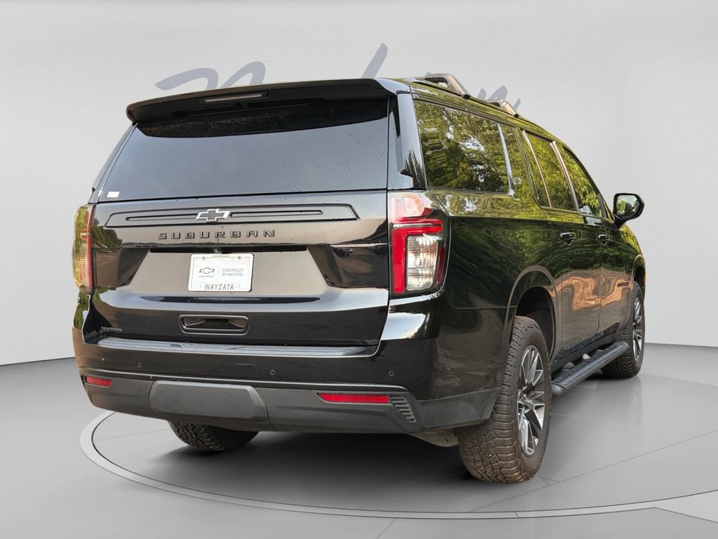 Used 2024 Chevrolet Suburban Z71 AWD/4WD image 8
