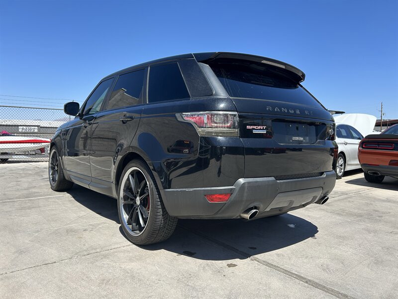 Used 2016 Land Rover Range Rover Sport Supercharged AWD/4WD image 4