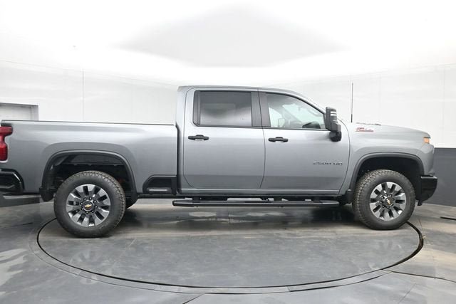 New 2026 Chevrolet Silverado 2500 Custom w/ Custom Convenience Package AWD/4WD image 15