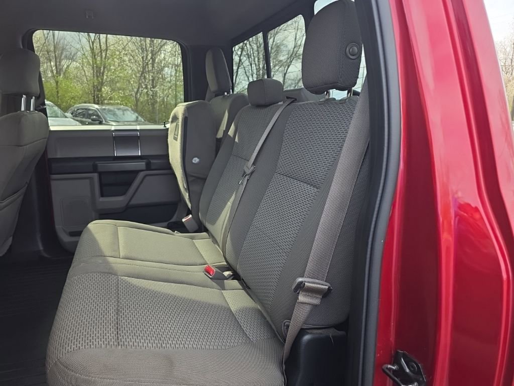 Used 2017 Ford F150 XLT w/ Equipment Group 302A Luxury AWD/4WD image 38