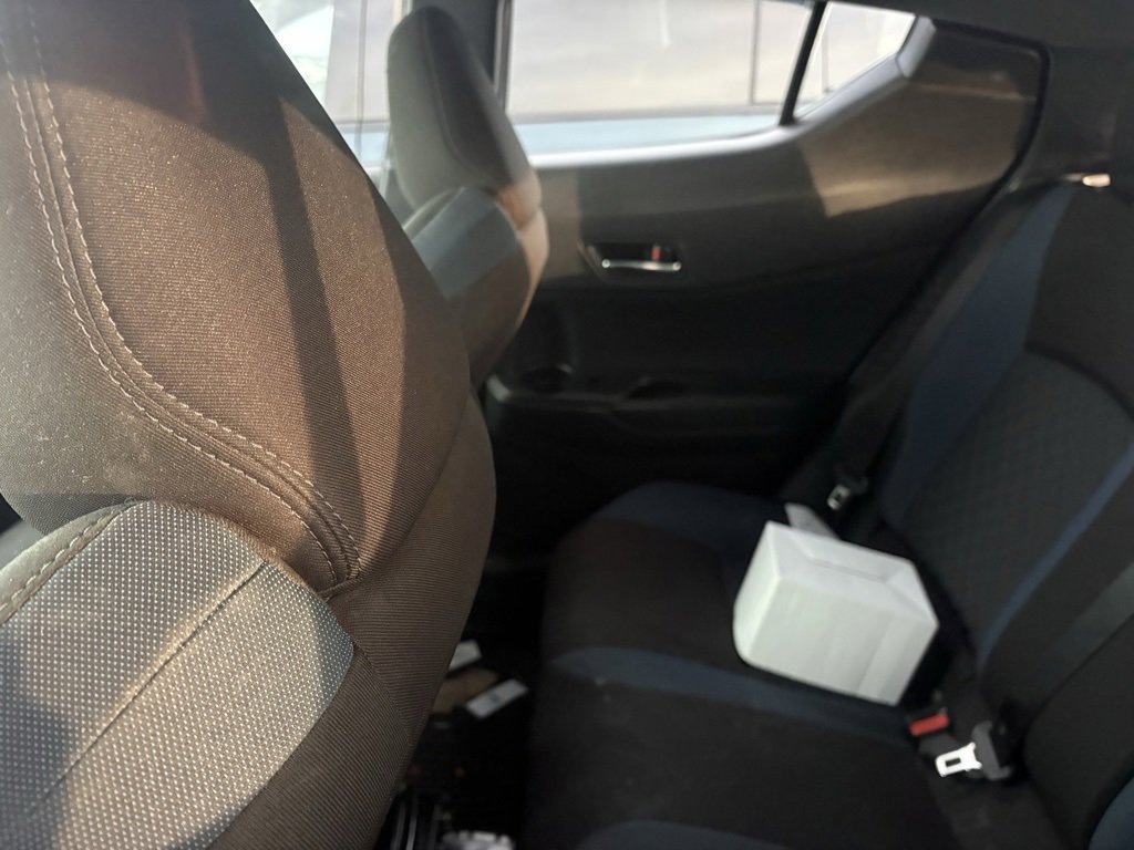 Used 2021 Toyota C-HR XLE image 19