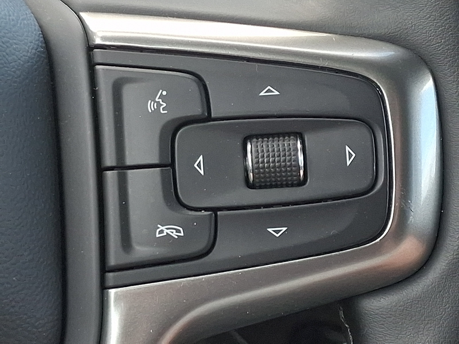 Used 2026 Chevrolet Silverado 1500 RST AWD/4WD image 22