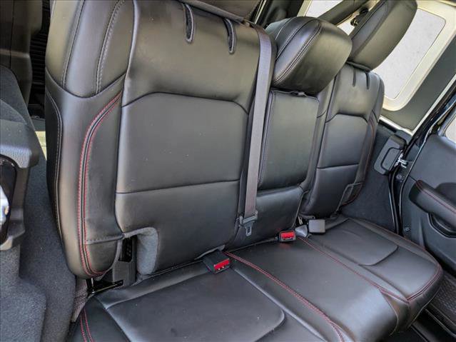 Certified 2024 Jeep Wrangler Unlimited Rubicon w/ Safety Group image 18