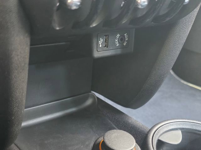 Used 2011 MINI Cooper Hardtop FWD image 37