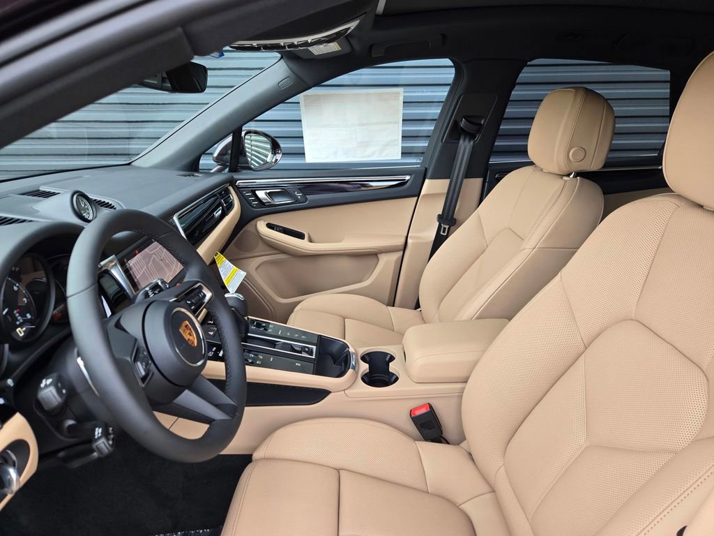 New 2026 Porsche Macan AWD/4WD image 27