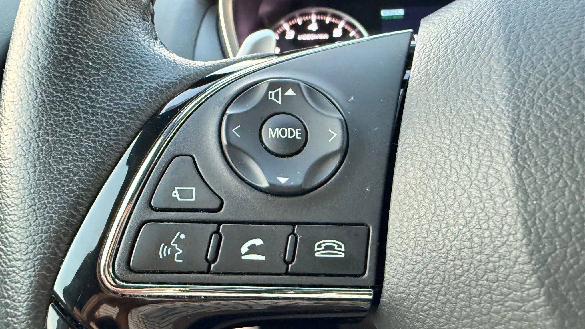 Used 2024 Mitsubishi Eclipse Cross SEL image 19