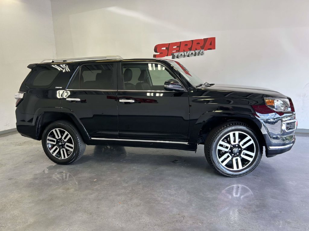 Used 2024 Toyota 4Runner Limited AWD/4WD image 2