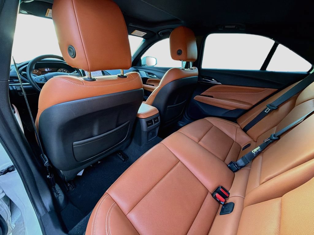 Used 2020 Cadillac CT4 Premium Luxury RWD image 25