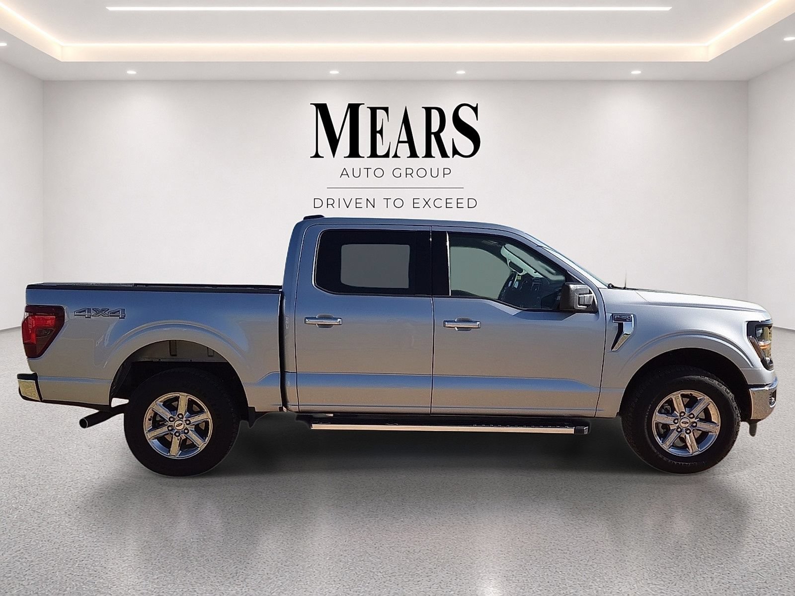Used 2025 Ford F150 XLT w/ Equipment Group 301A Standard AWD/4WD image 6