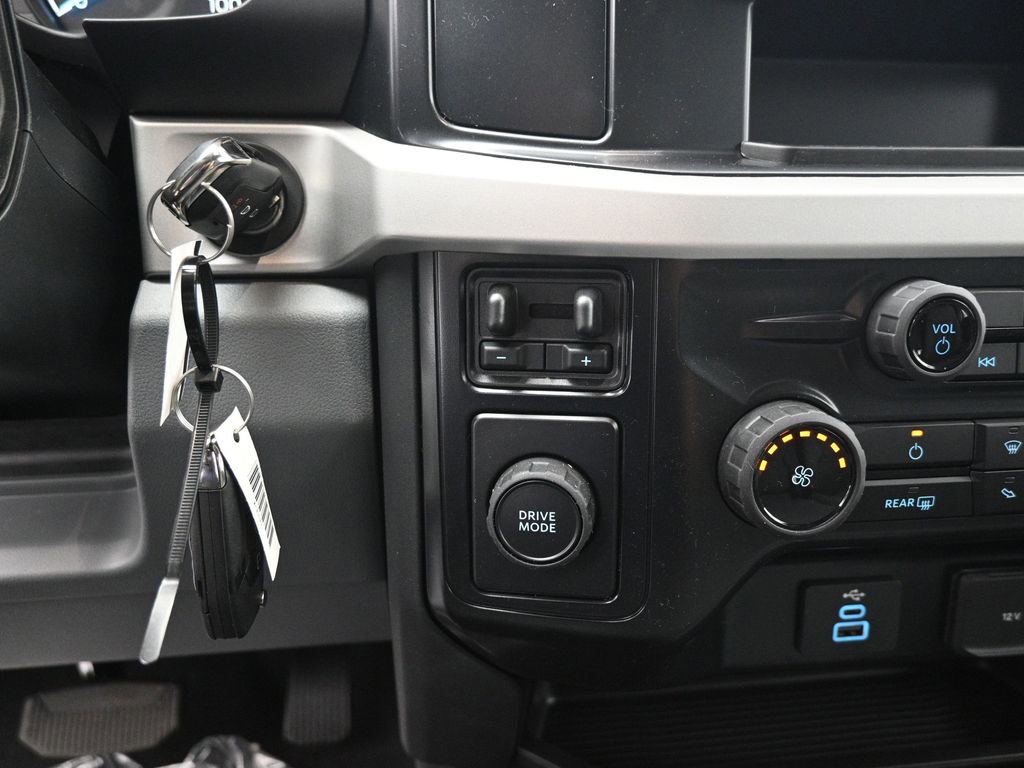 New 2026 Ford F350 XLT image 16