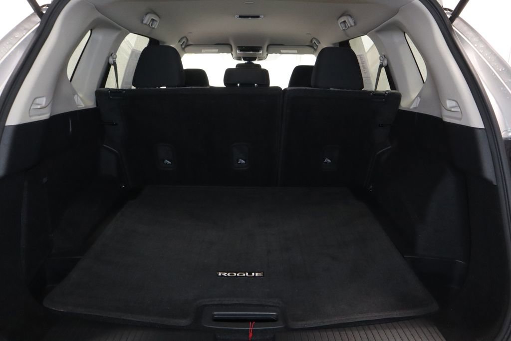 Certified 2023 Nissan Rogue SV AWD/4WD image 16