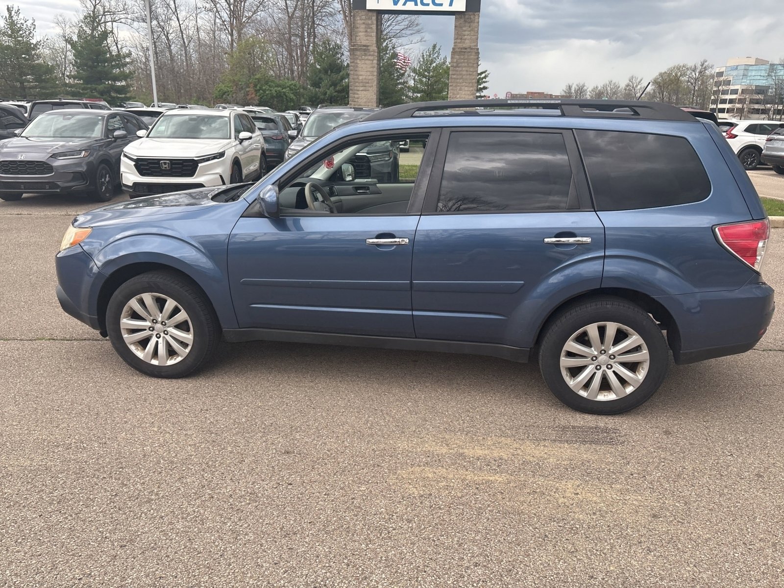 Used 2013 Subaru Forester 2.5X Premium image 2