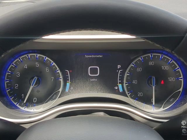 Certified 2025 Chrysler Pacifica Select FWD image 34