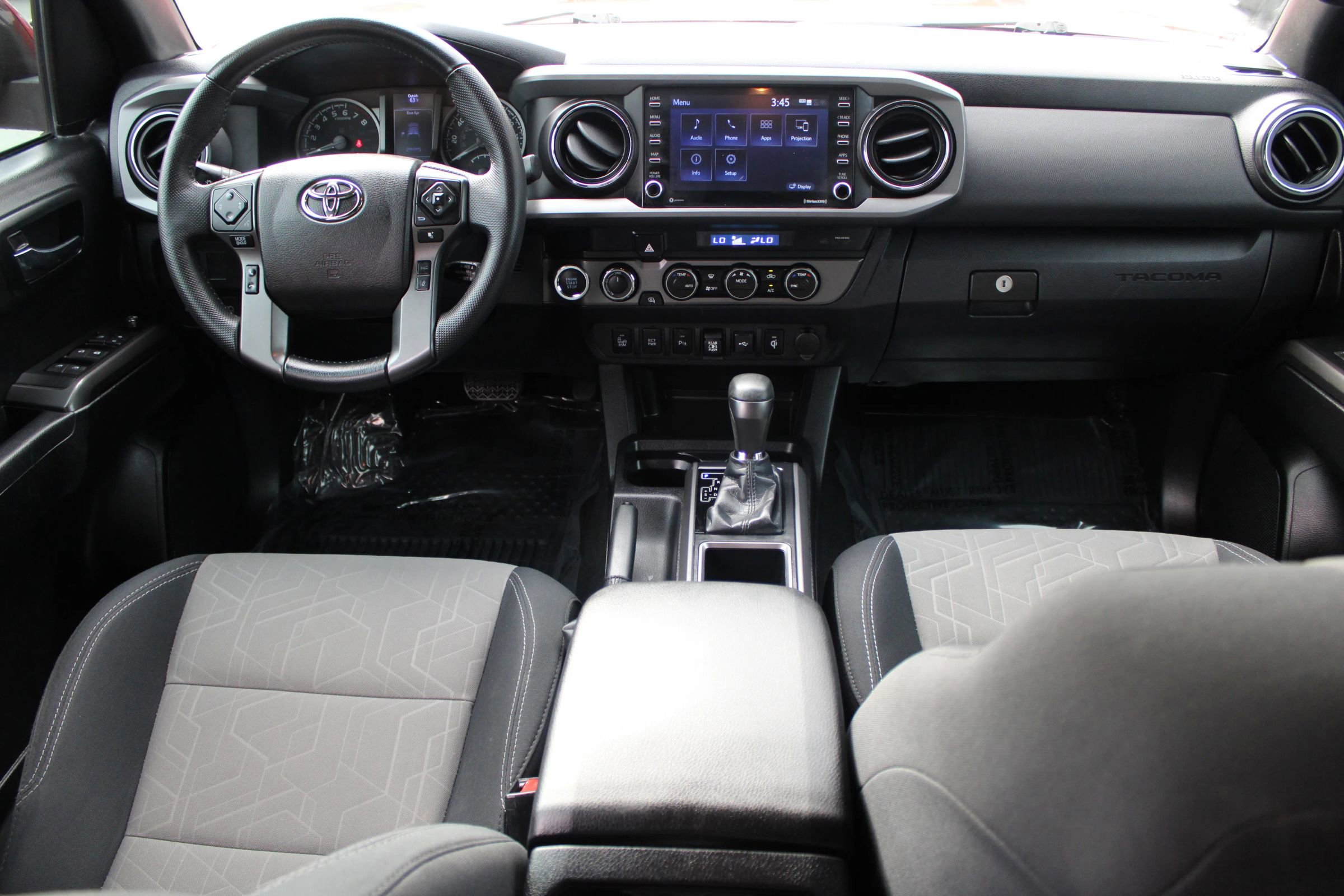 Used 2022 Toyota Tacoma TRD Off-Road image 28