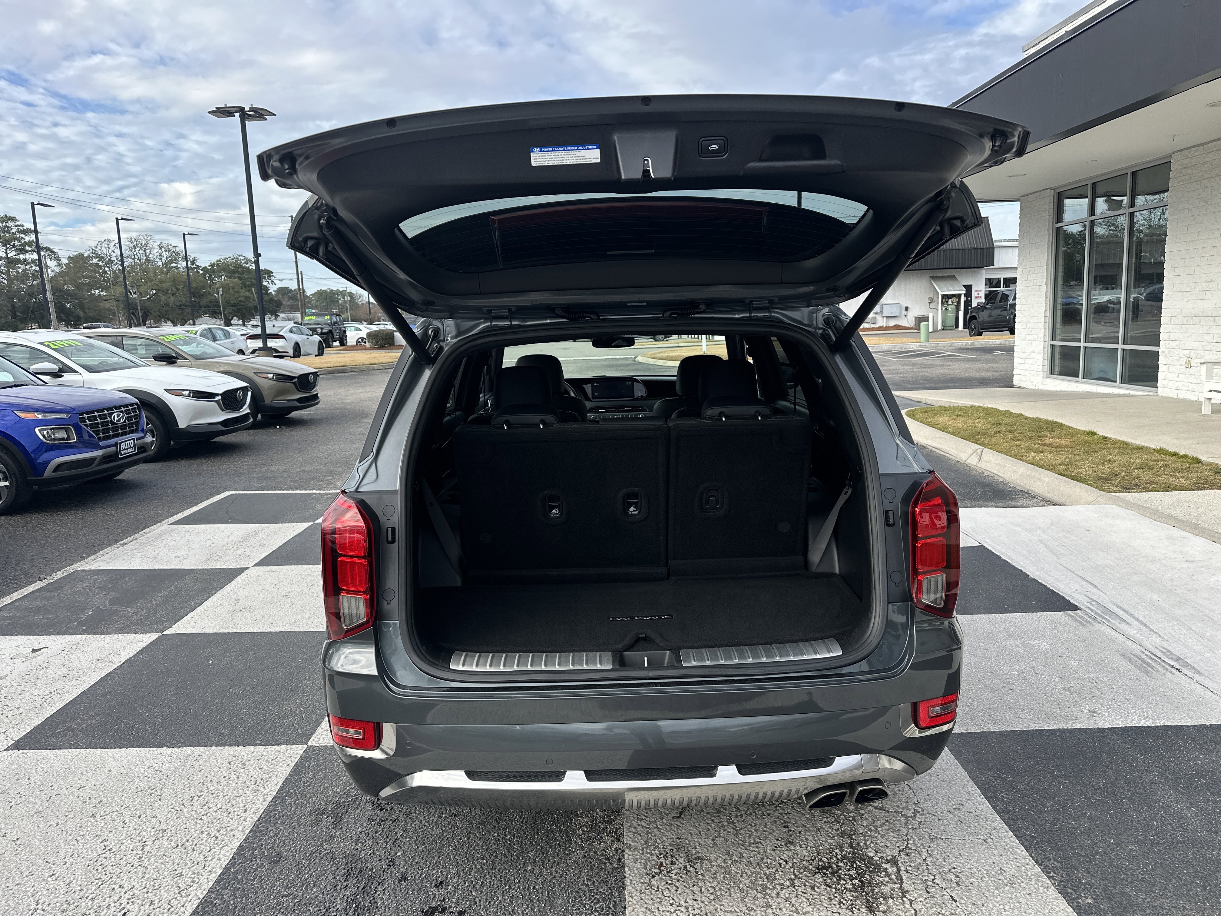 Used 2022 Hyundai Palisade Calligraphy image 5