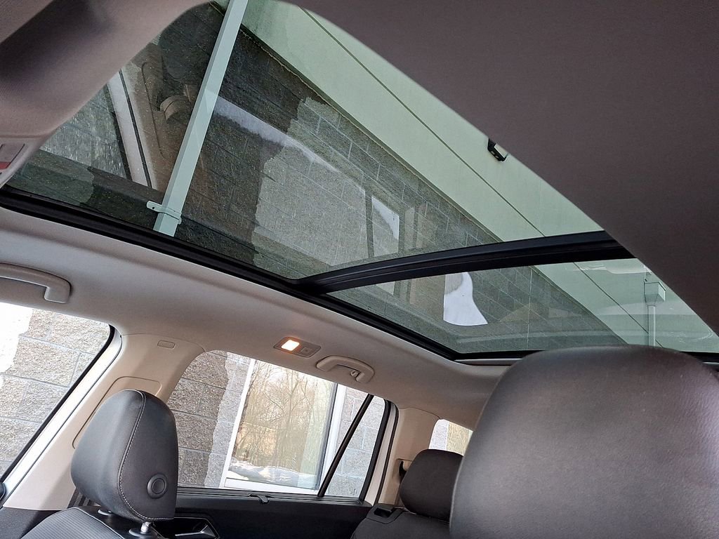 Used 2019 Volkswagen Atlas SEL Premium image 15