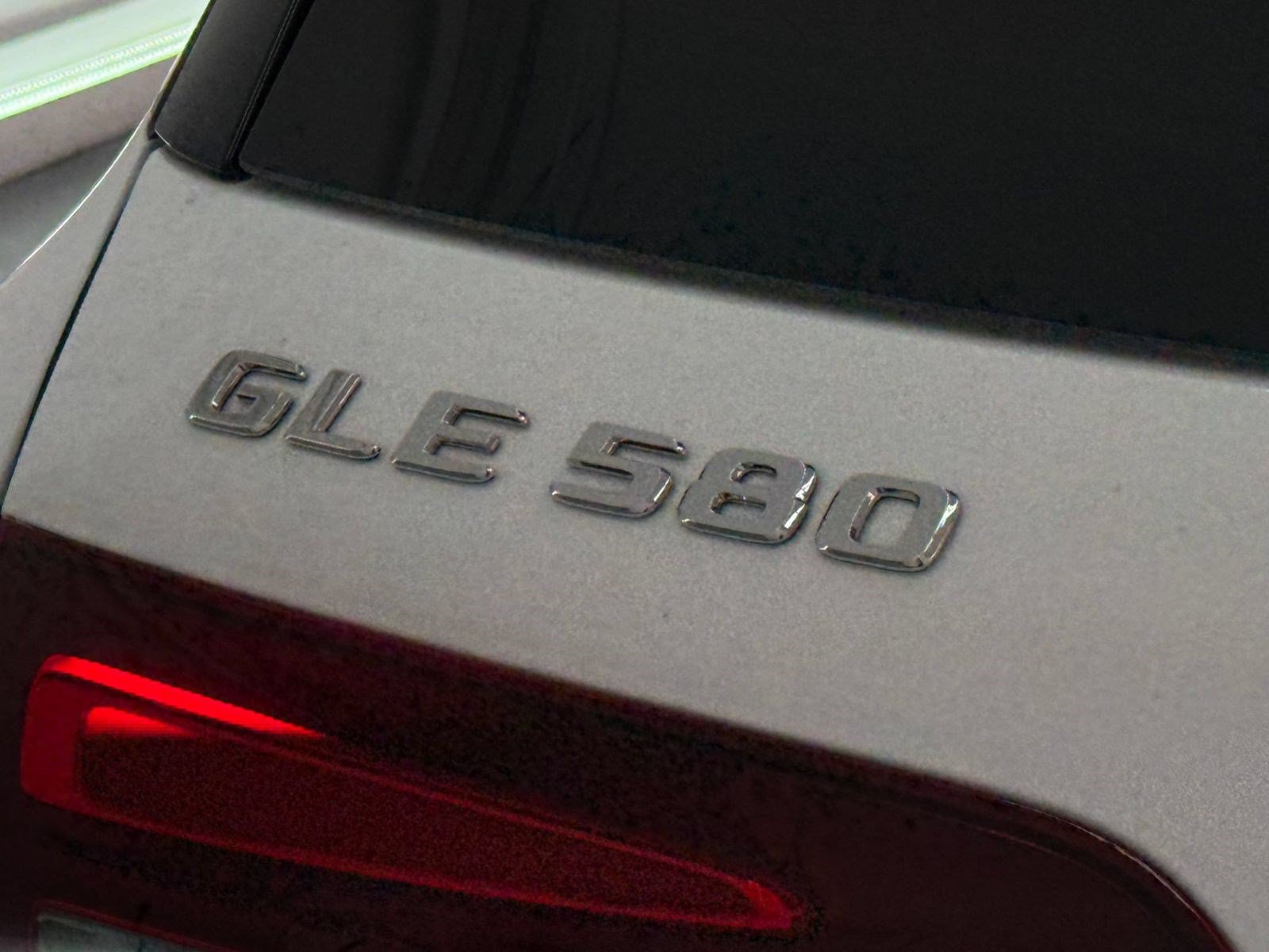 New 2026 Mercedes-Benz GLE 580 4MATIC image 26