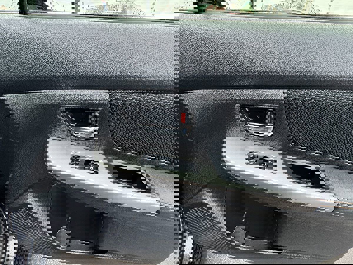 Used 2016 Subaru Crosstrek 2.0i Premium image 28