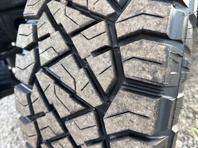 Used 2018 Jeep Wrangler Unlimited Sahara image 28