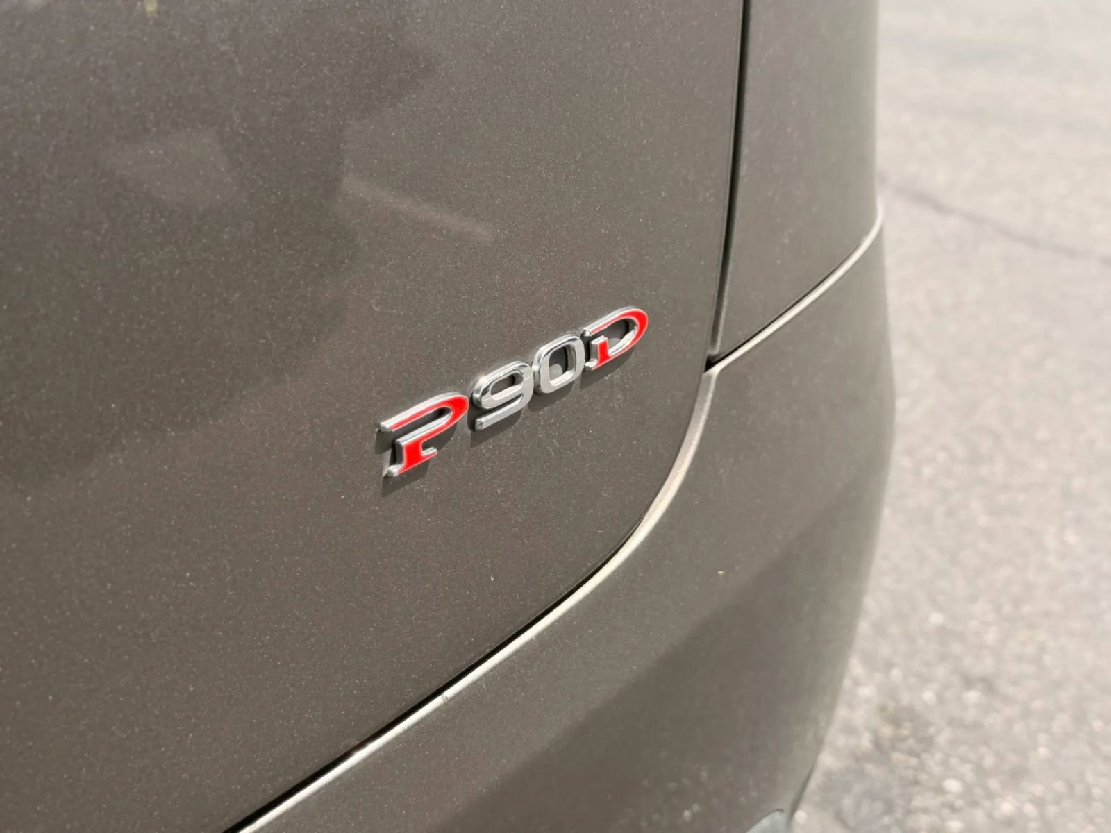 Used 2016 Tesla Model X Performance image 5