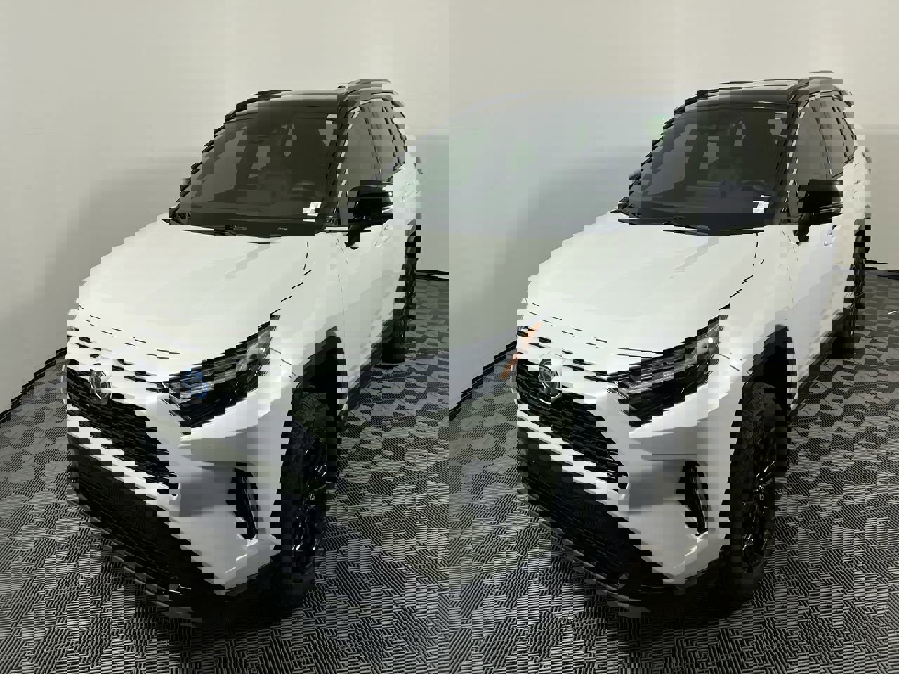 Used 2024 Toyota RAV4 XSE w/ Weather Package image 7