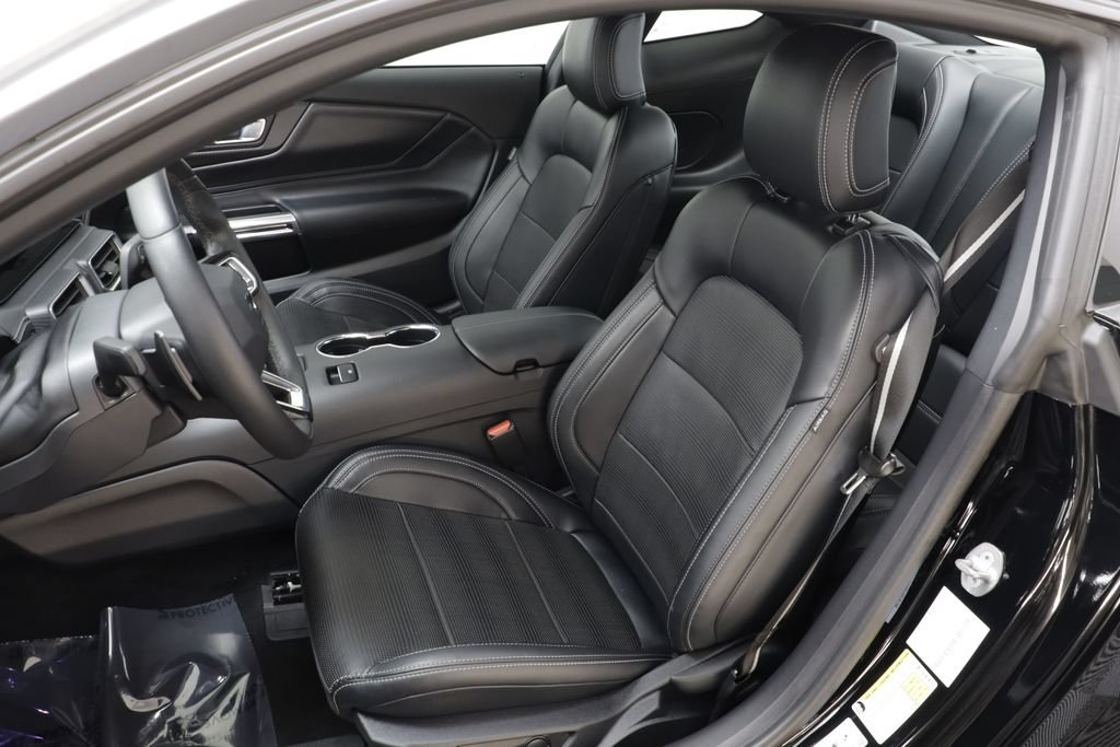 Used 2025 Ford Mustang GT Premium RWD image 15