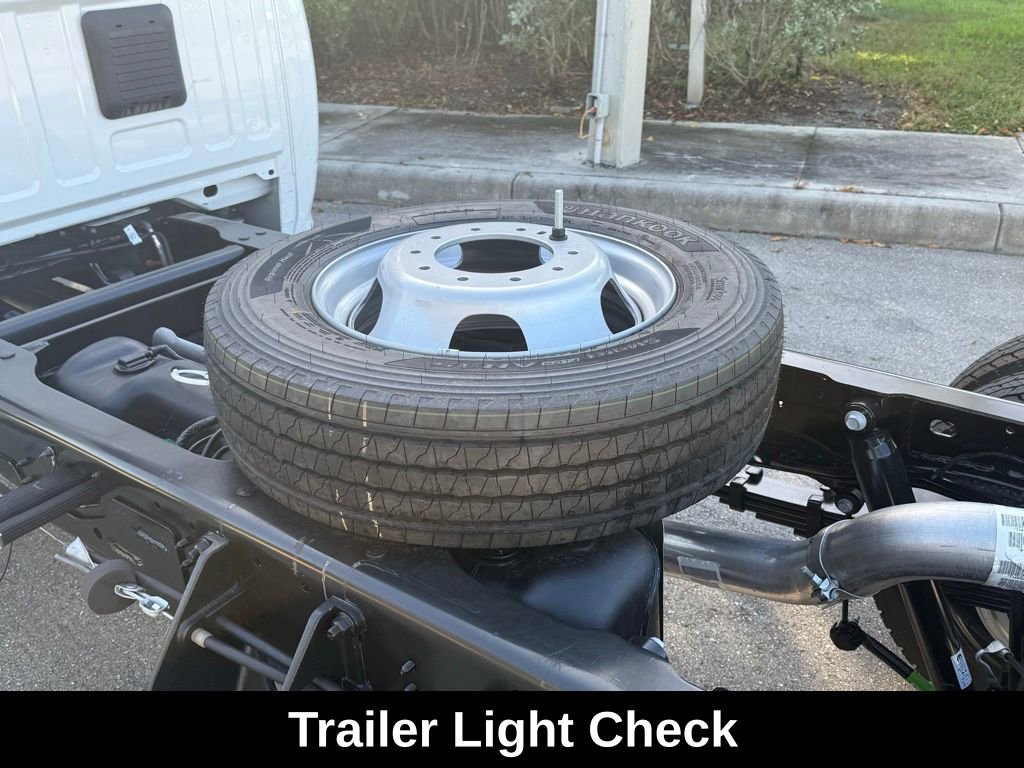 New 2026 RAM 5500 Tradesman AWD/4WD image 34