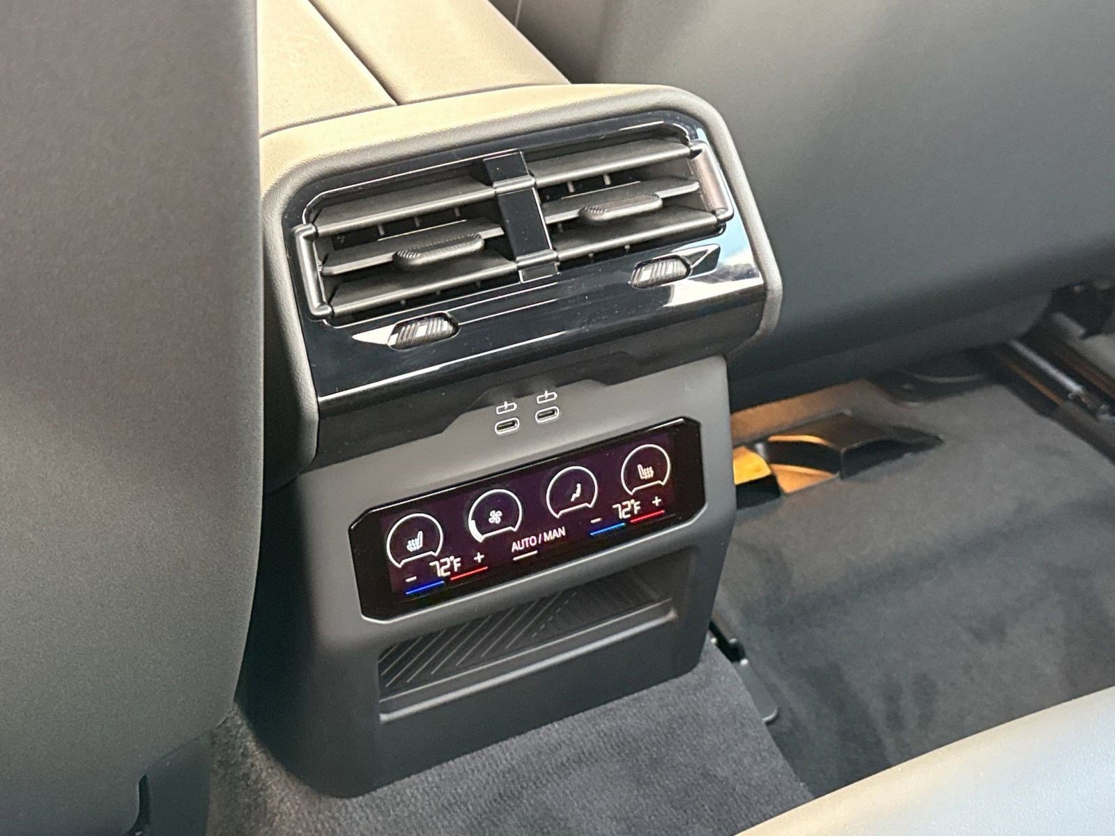 Used 2026 BMW 530i 530i w/ Premium Package image 25