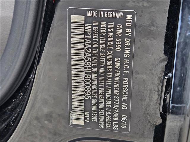 Used 2017 Porsche Macan AWD/4WD image 23