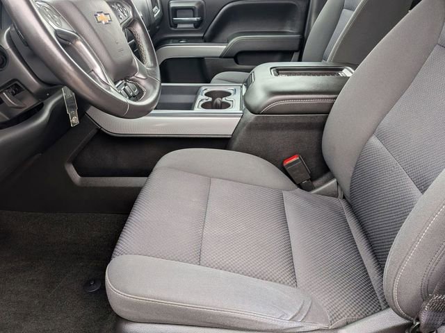 Used 2018 Chevrolet Silverado 1500 LT w/ All Star Edition AWD/4WD image 12