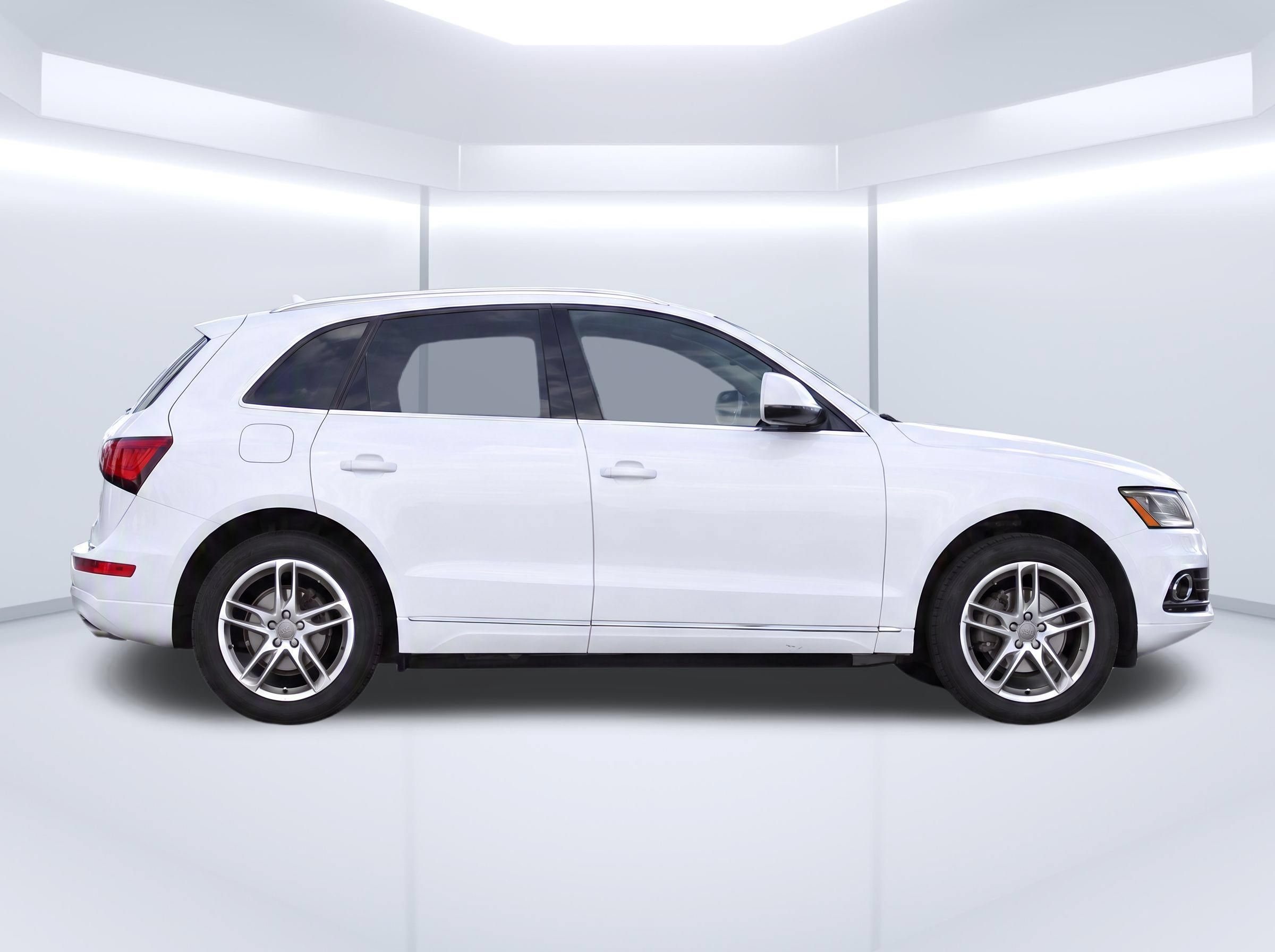 Used 2016 Audi Q5 2.0T Premium w/ Audi MMI Navigation Plus AWD/4WD image 8