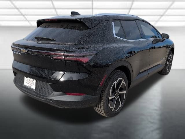 New 2026 Chevrolet Equinox EV LT image 31