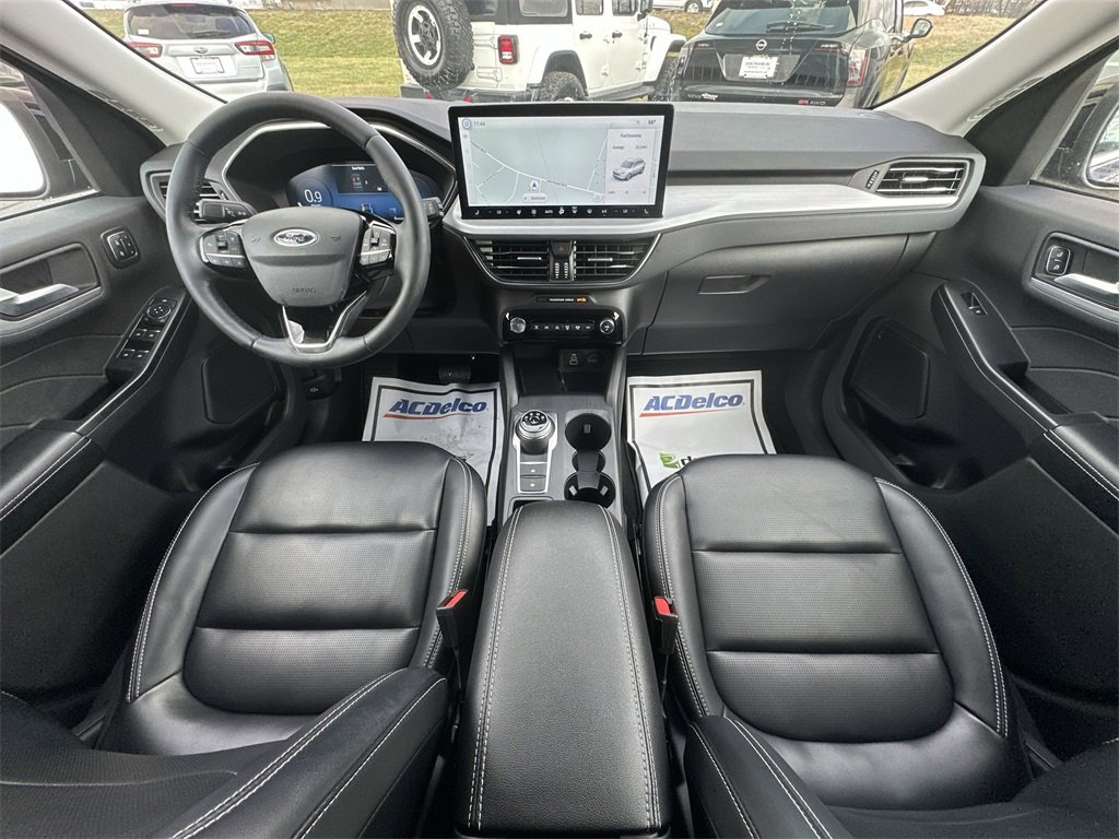 Used 2024 Ford Escape Platinum w/ Class II Trailer Tow Package image 21