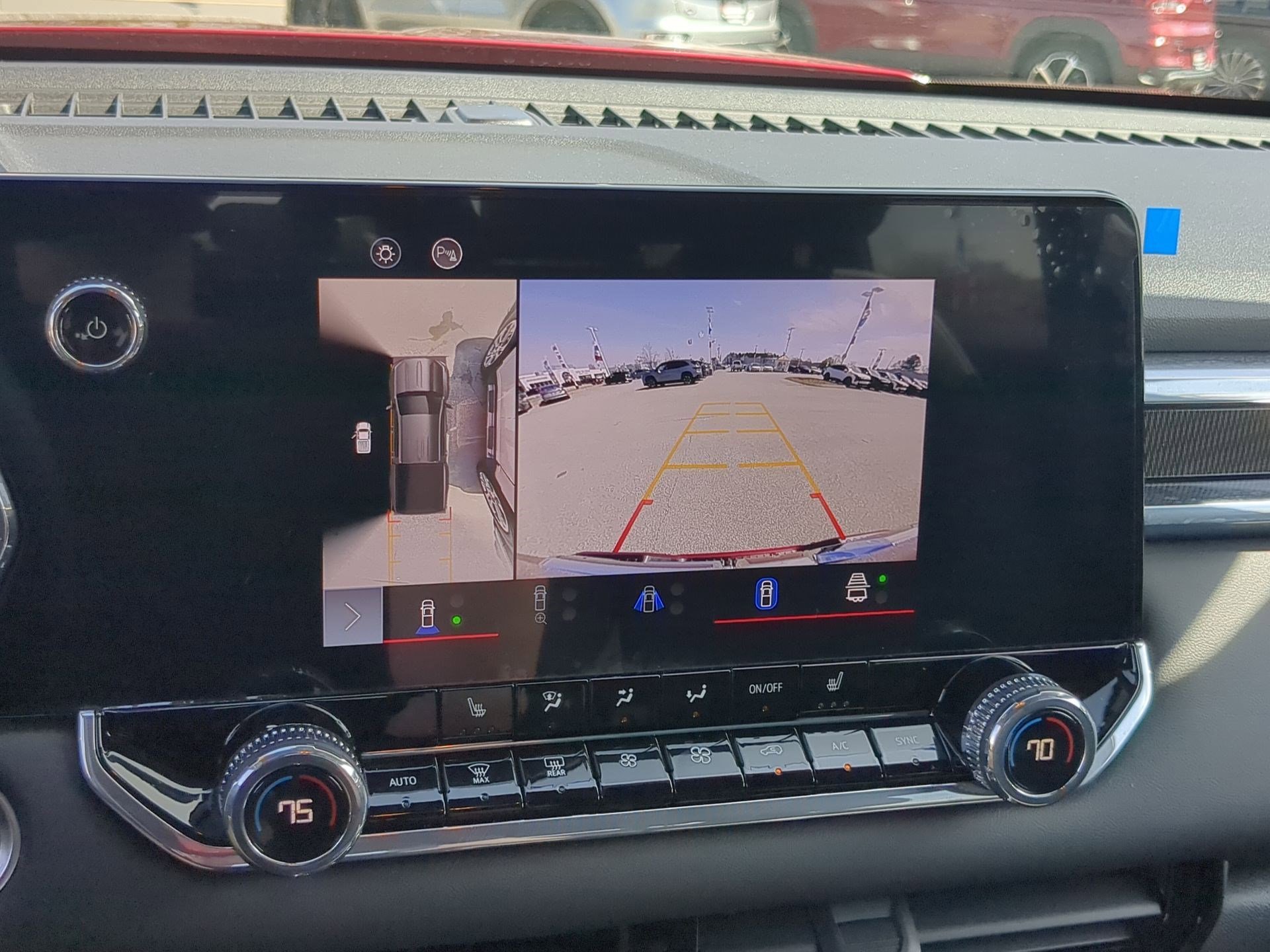 Used 2024 GMC Canyon Elevation w/ Elevation Premium Package image 16