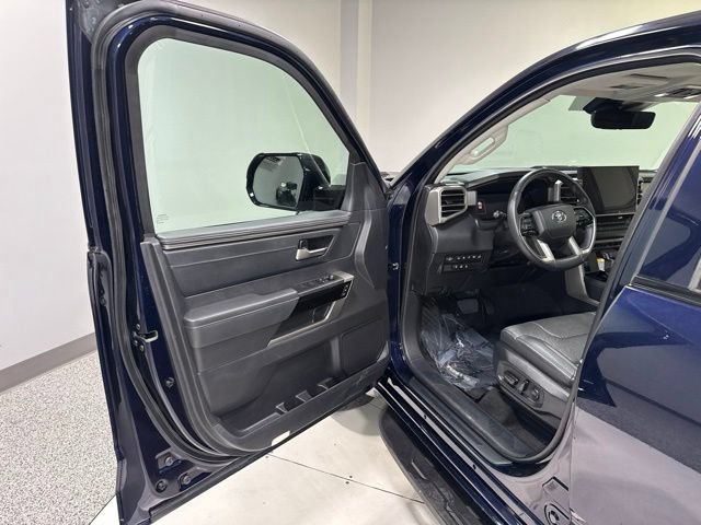 Used 2024 Toyota Tundra Limited AWD/4WD image 9