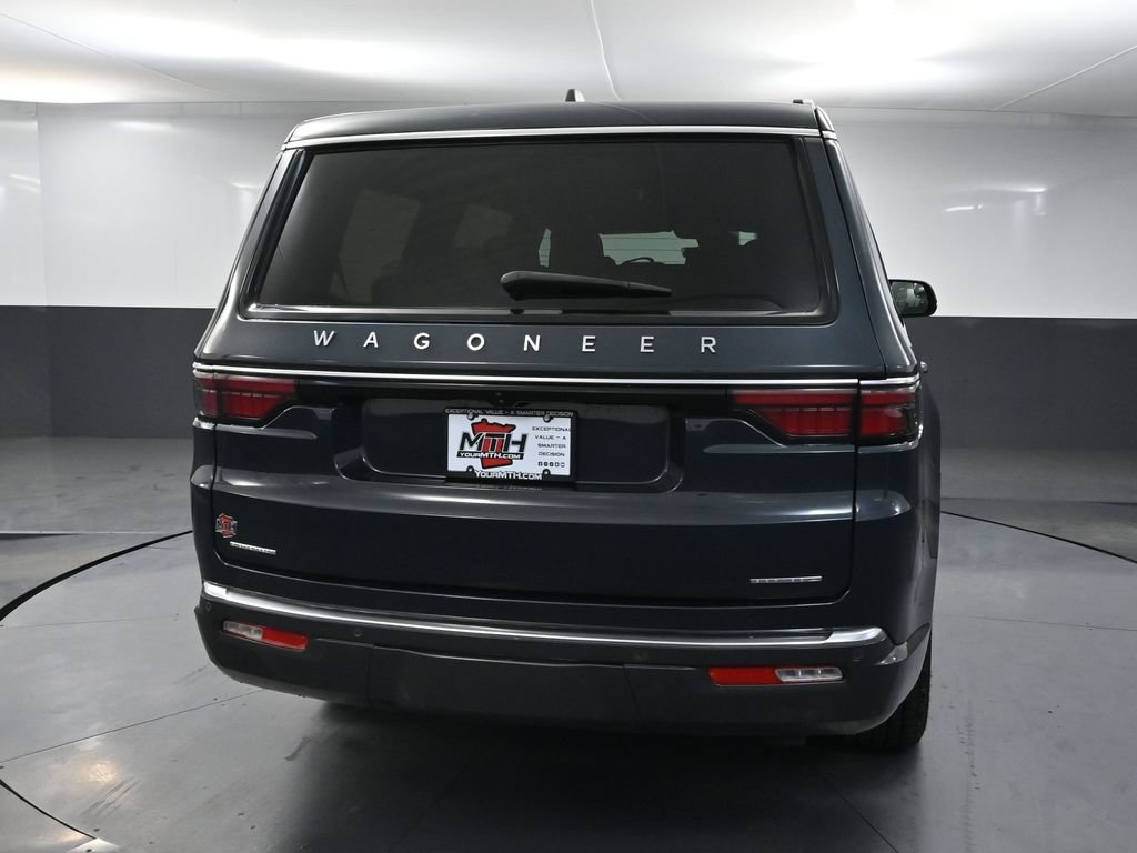 Used 2022 Jeep Wagoneer Series III AWD/4WD image 6
