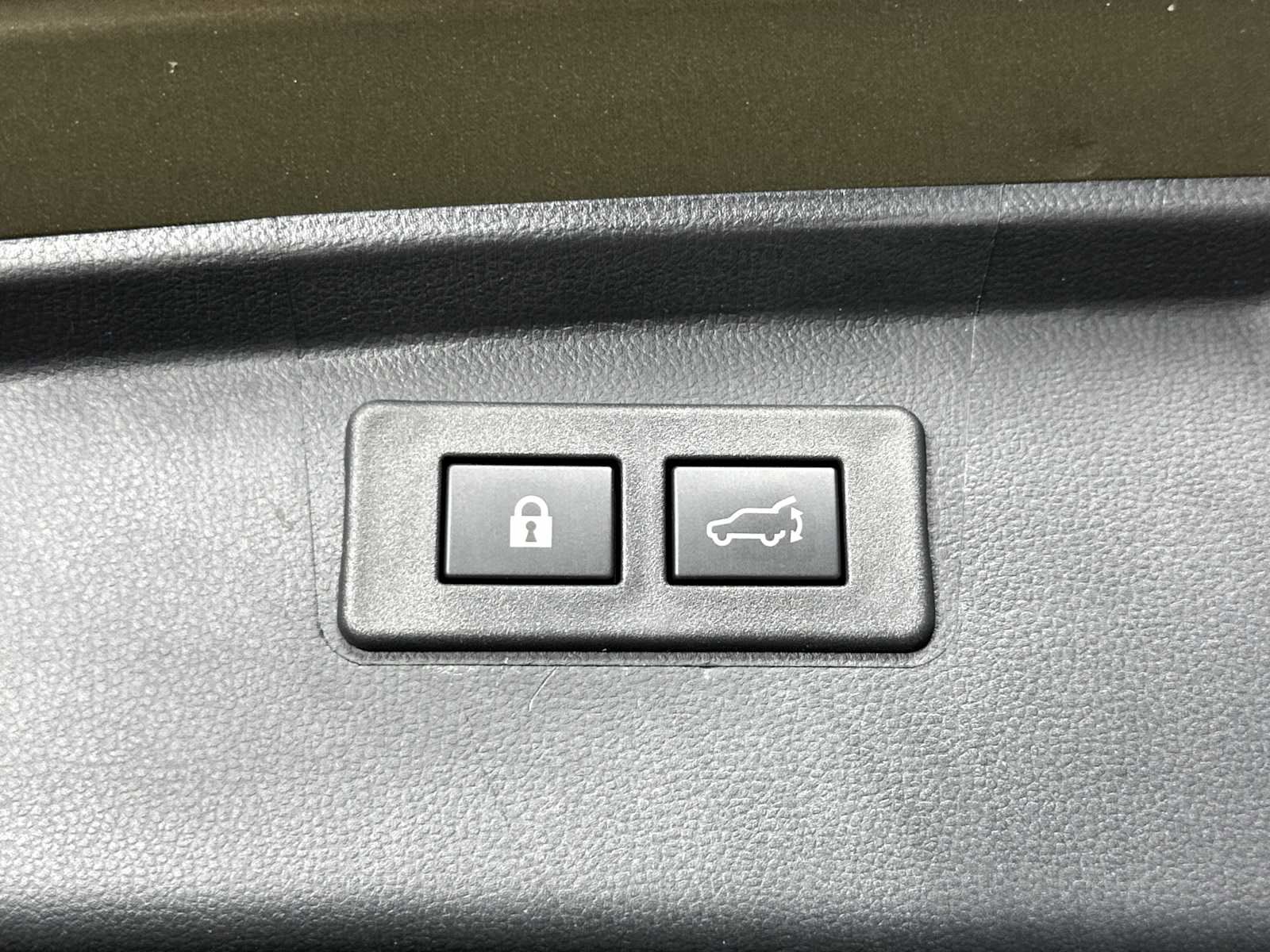 Used 2025 Subaru Outback Wilderness AWD/4WD image 25