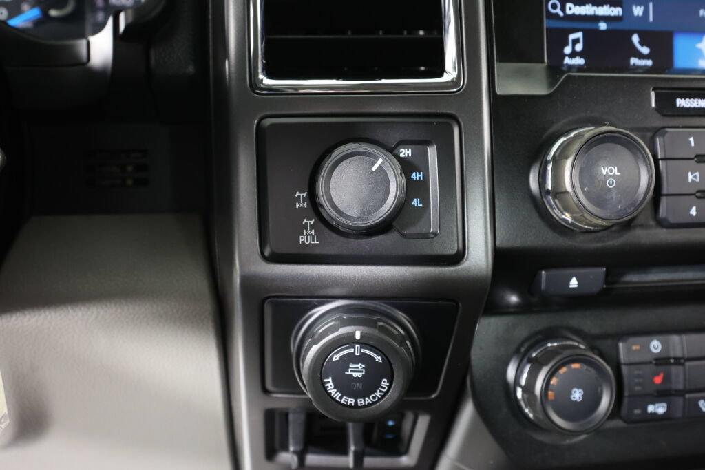 Used 2016 Ford F150 XLT w/ Equipment Group 302A Luxury AWD/4WD image 36
