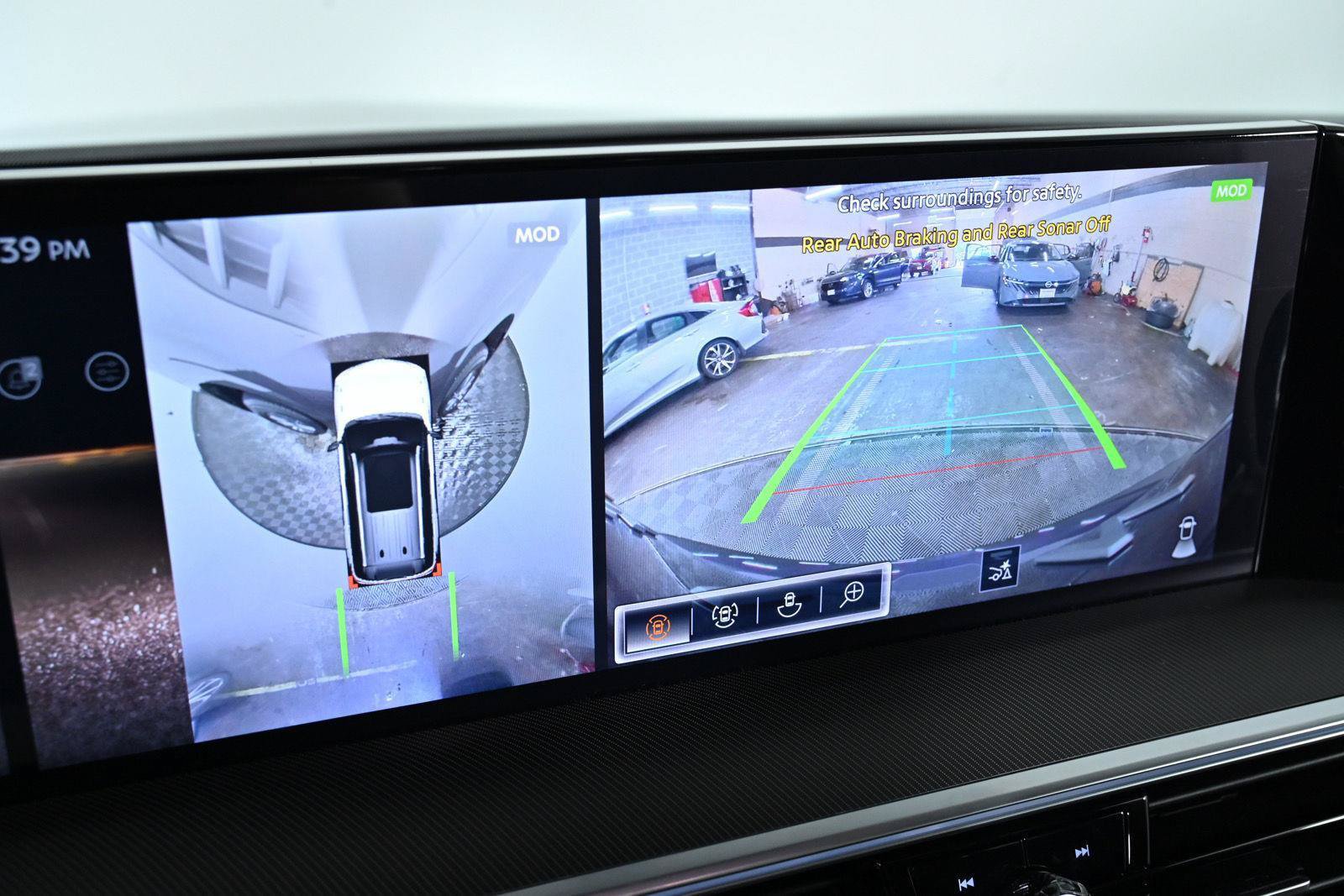 Certified 2026 INFINITI QX80 Pure AWD/4WD image 16