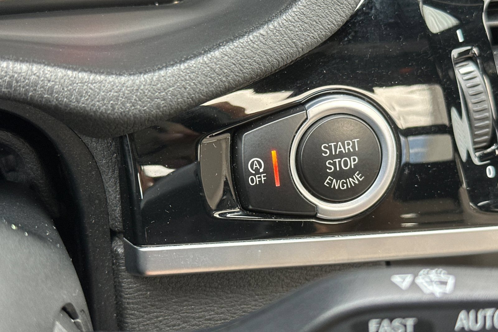 Used 2017 BMW X3 xDrive28i AWD/4WD image 35