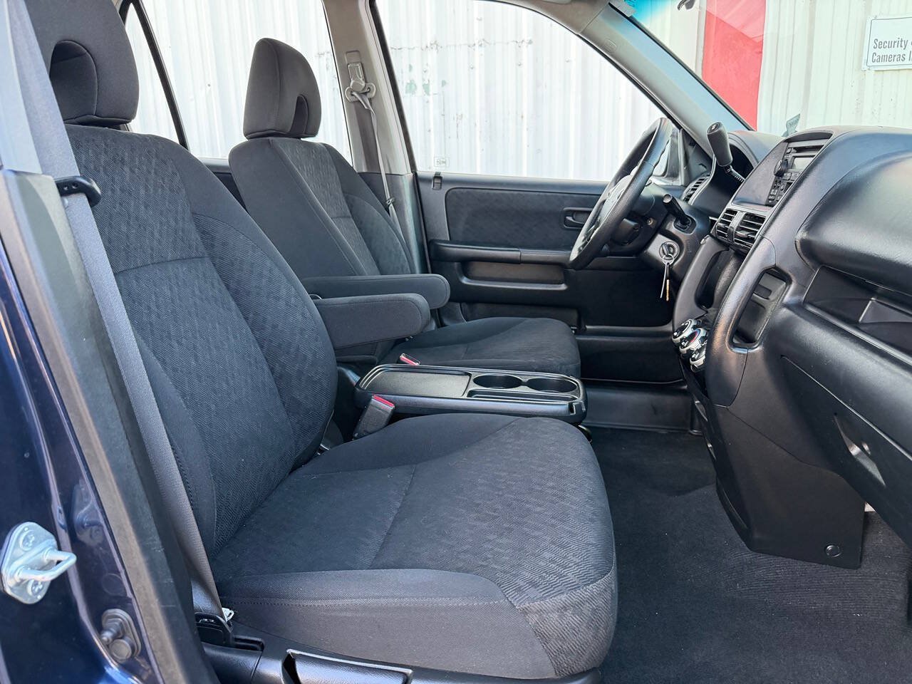 Used 2006 Honda CR-V LX image 9