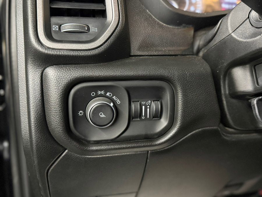 Used 2019 RAM 2500 Tradesman AWD/4WD image 37