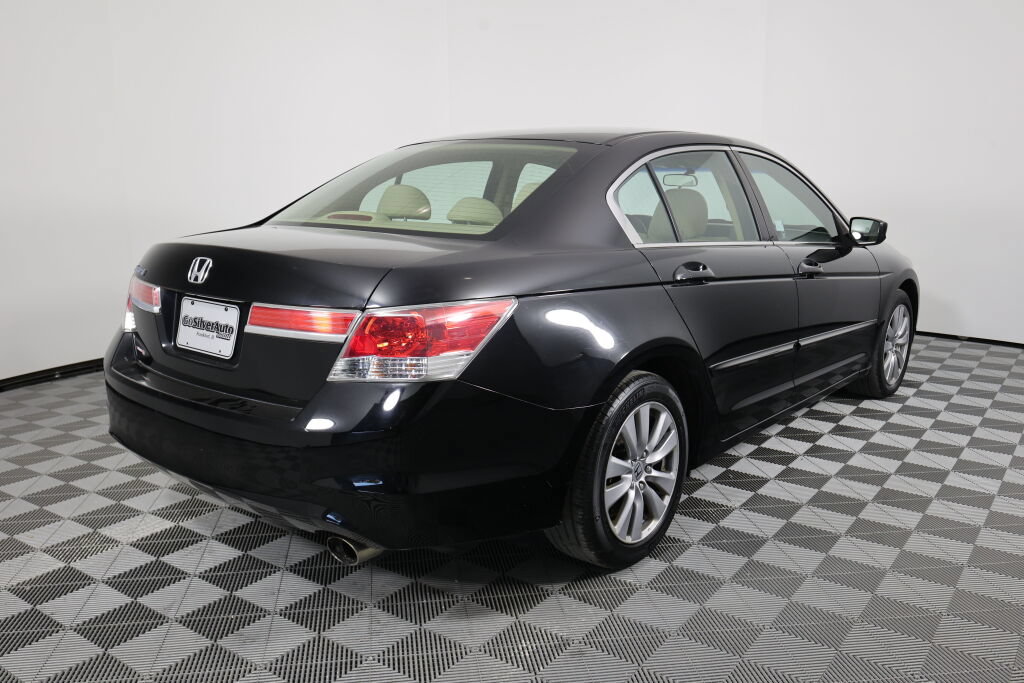 Used 2012 Honda Accord EX image 3