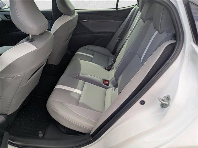 Used 2026 Toyota Camry SE w/ Convenience Package image 16