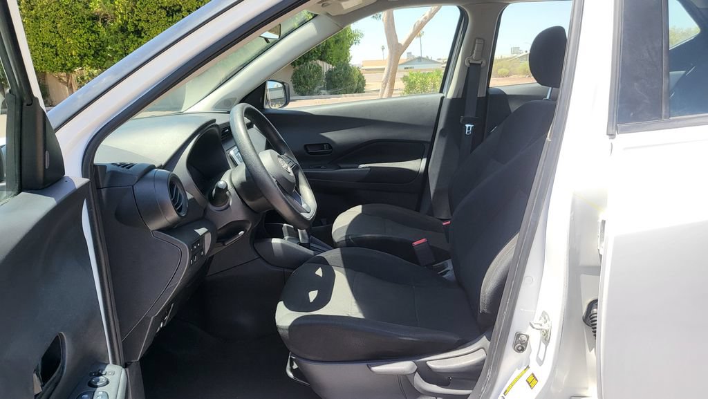 Used 2024 Nissan Kicks S FWD image 25