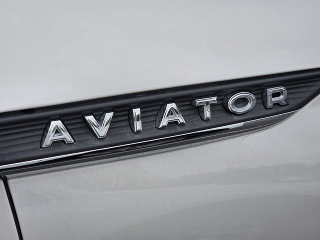 Used 2020 Lincoln Aviator Reserve w/ Elements Package Plus RWD image 10