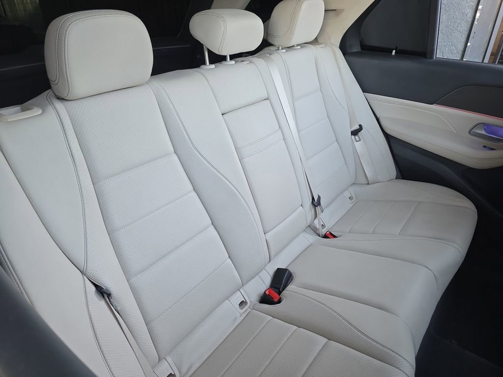 Used 2020 Mercedes-Benz GLE 350 4MATIC image 16